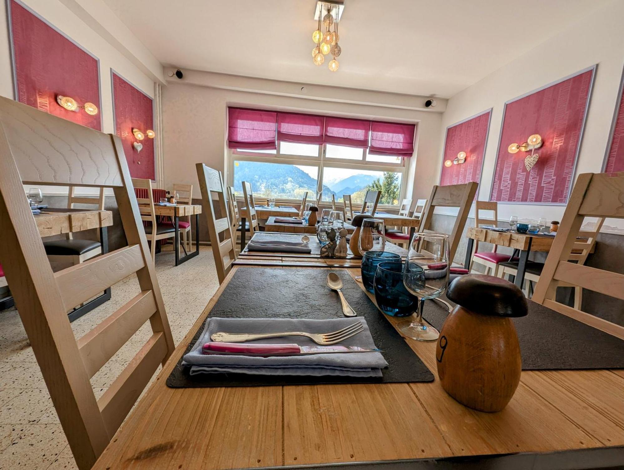 Logis Hotel Le Beau Site شامبون-سورلاك المظهر الخارجي الصورة