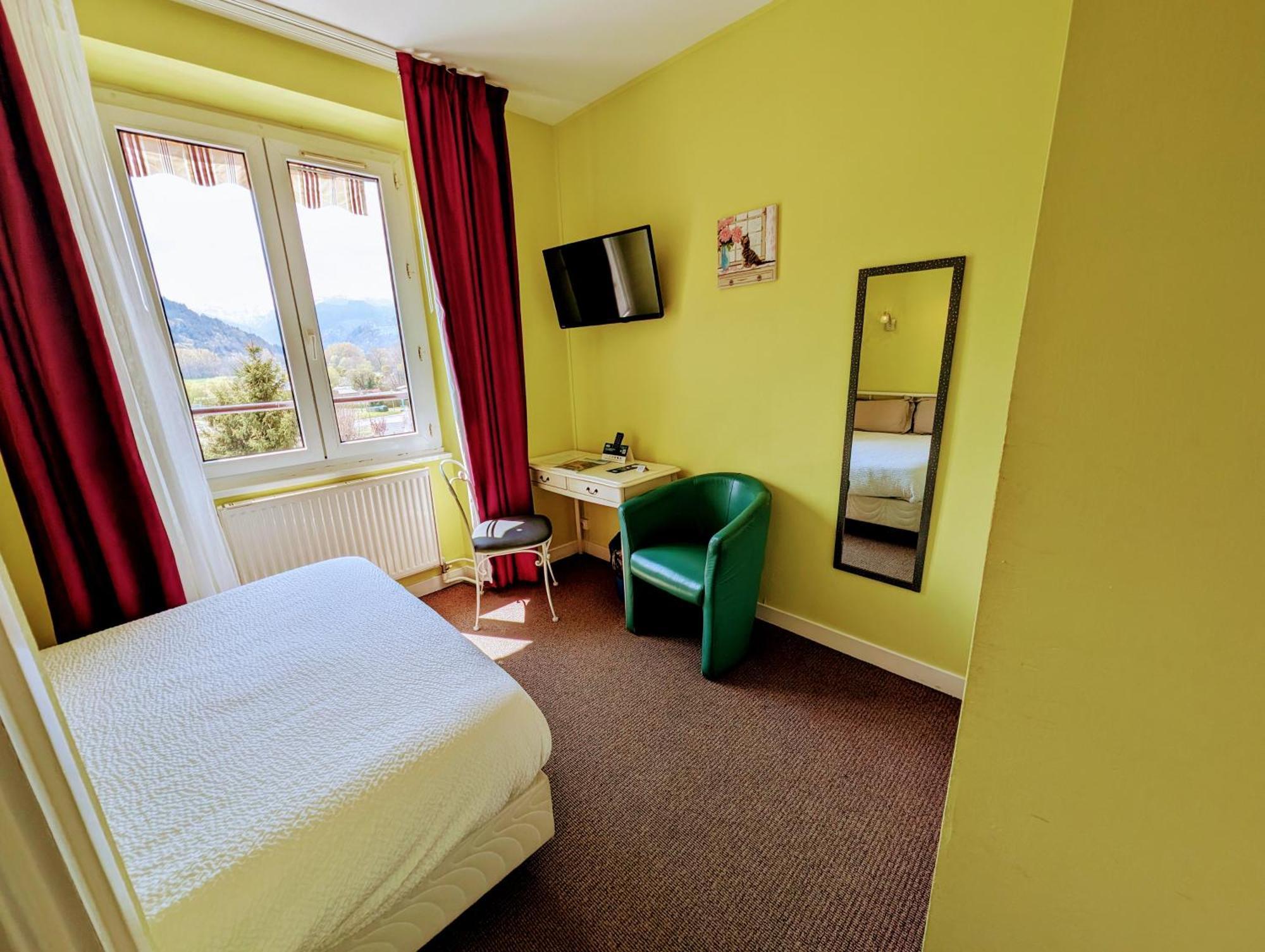 Logis Hotel Le Beau Site شامبون-سورلاك المظهر الخارجي الصورة
